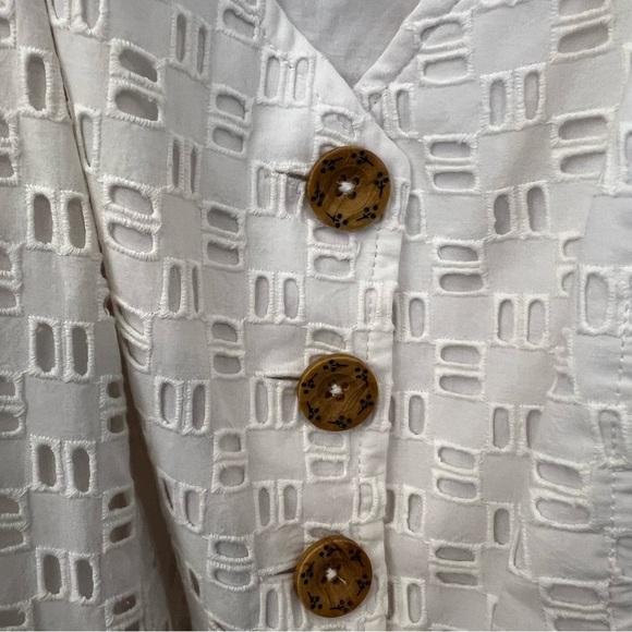 Anthropologie White Belted Eyelet Shorts Romper with Pockets- Size 8 - Picture 15 of 16